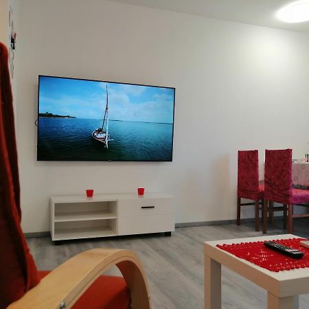 Apartman Sanja Pola Esterno foto